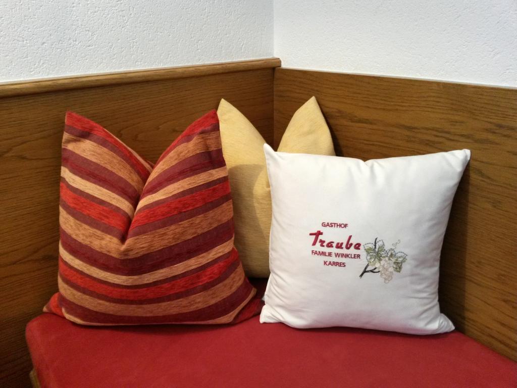 Gasthof Pension Traube Karres Room photo